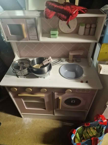 Photo of free Pink Toy Kitchen (Romford, RM7) #1