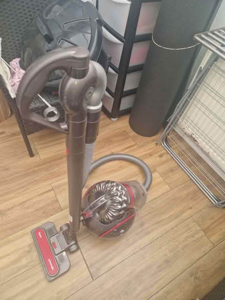 Photo of free Dyson Hoover (Cr7 6eg) #1