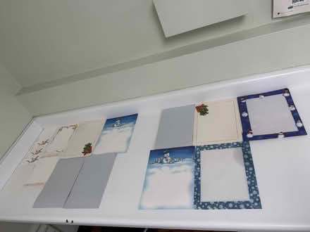 Photo of free Decorative & Christmas stationery (1075 Valencia Avenue) #1