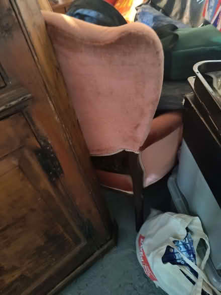 Photo of free Pink chair (Stoke Prior HR6) #1