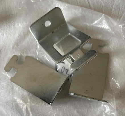 Photo of free 5 sets of screws and accessories (Welling DA16) #3