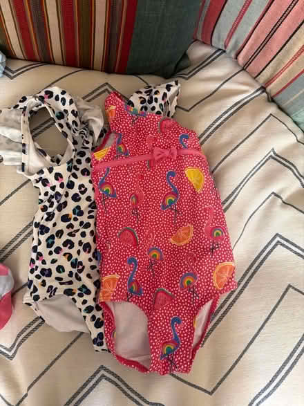 Photo of free Age 2/3 years girls clothing bundle (South Kensington W8) #2