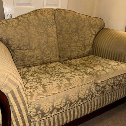 Photo of free Comfortable, classic, classy & compact-2 seater sofa (Ponders End EN3) #3
