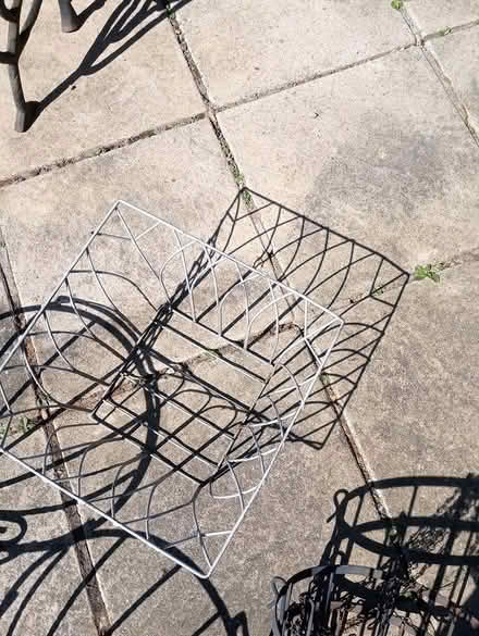 Photo of free hanging baskets and metal basket (Folksworth) #2