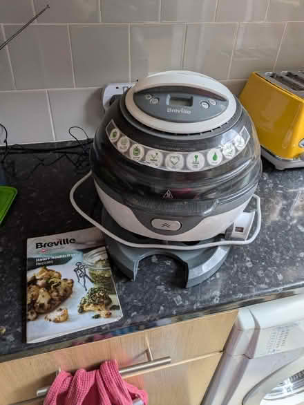 Photo of free Air fryer (Elm Grove BN2) #1