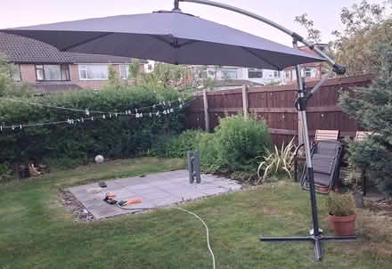 Photo of free Cantilever Parasol (Formby L37) #2