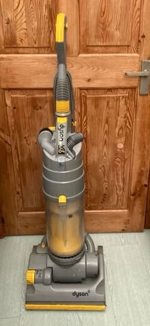 Photo of free Broken vacuum cleaner (Motspur Park KT3) #2