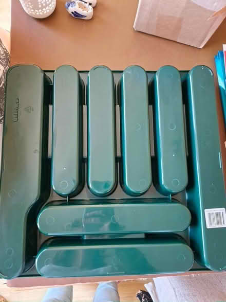 Photo of free Bits & Pieces (Welling DA16) #2