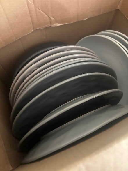 Photo of free Plates, glasses, crockery (Heaton Moor SK4) #1