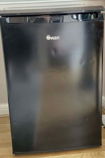 Photo of free Black free standing fridge (Bexleyheath DA8) #1