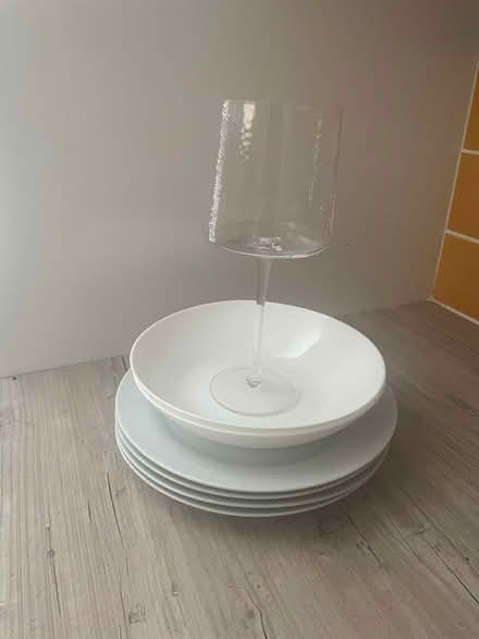 Photo of free Crockery and glass (CT1) #1