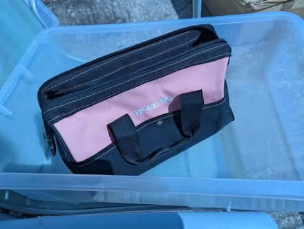 Photo of free tools and bag (BD16) #1
