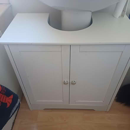 Photo of free Under sink cabinet (Drighlington, Bradford BD11) #1