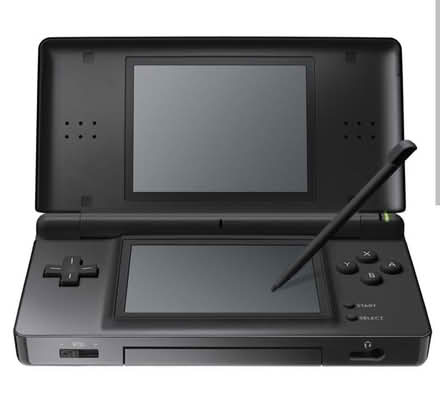 Photo of black or sliver nintendo ds lite (Kirkstall LS5) #1