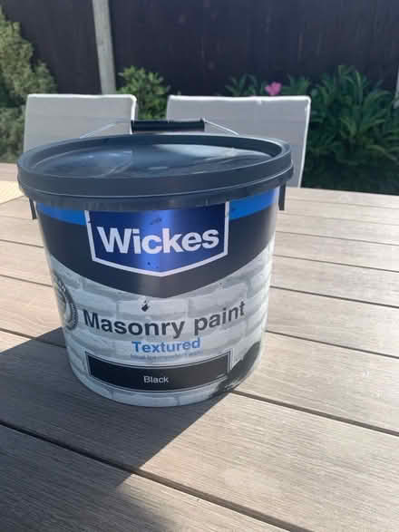 Photo of free Black masonry paint (Chelmsford CM1) #1