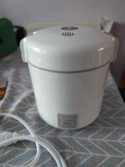 Photo of free Judge rice cooker (Saltney CH4) #1