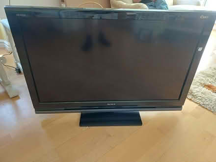 Photo of free Sony Bravia 40" TV (2008) (West Watford WD18) #1