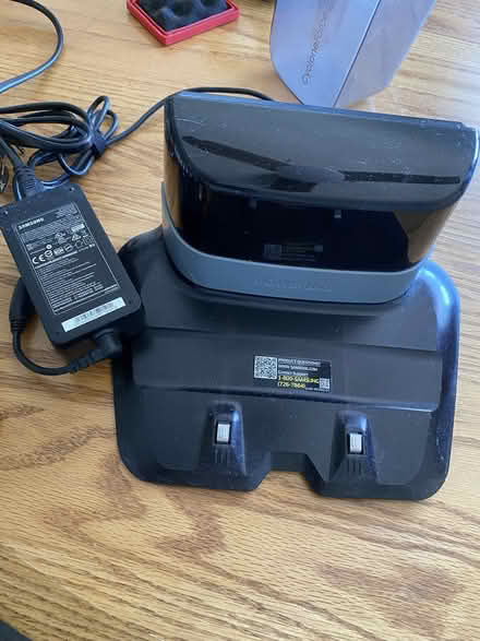 Photo of free Samsung CycloneForce Robo Vacuum (Near Parkville High School) #3