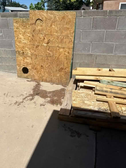 Photo of free Scrap wood and pallet (NE Heights) #2