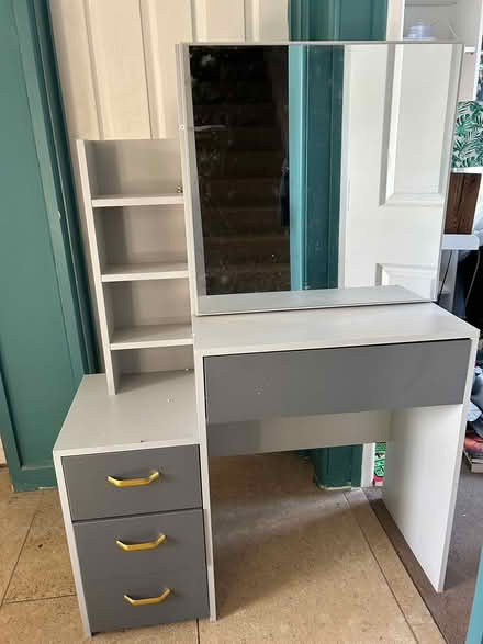 Photo of free Vanity unit (OX29, witney) #1