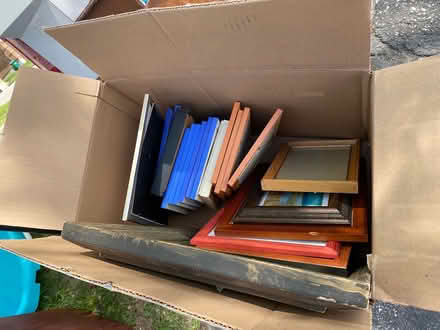Photo of free items at curb (Grenon ave) (Pinecrest) #4