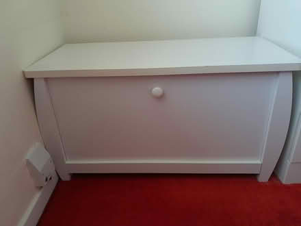 Photo of free Assorted household items (B71) #3