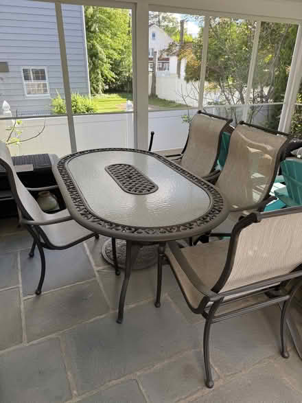 Photo of free Patio table w/6 patio chairs (Fleetwood NY) #1