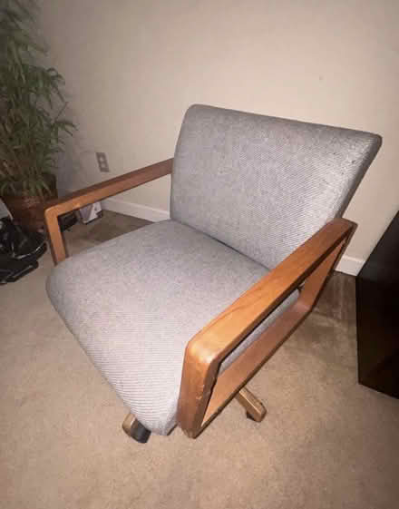 Photo of free Free home items (Brookhaven) #2
