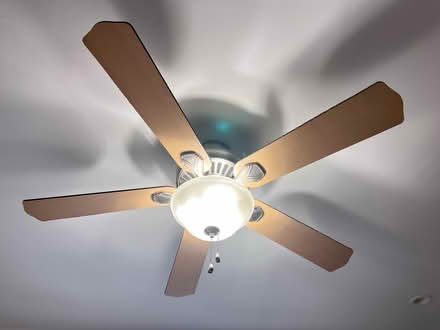 Photo of free Ceiling fan w/remote (works) (Fair Lawn, NJ) #2