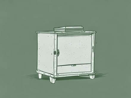 Photo of Wardrobe or clothes chest of drawers (Droylsden M43) #1