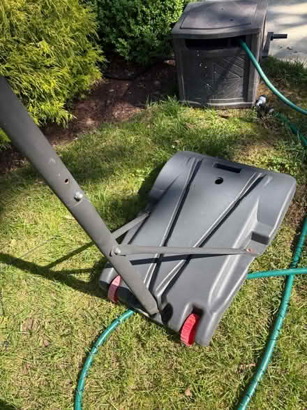 Photo of free Kids basketball goal for beginners (Bethesda) #1