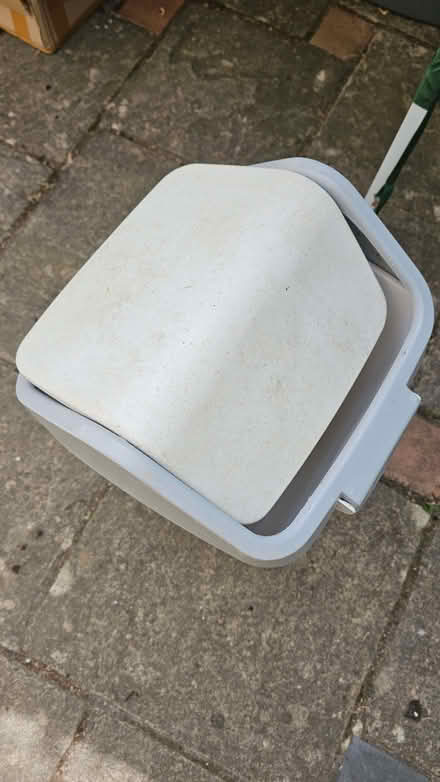 Photo of free Kitchen bin (Old Road OX3) #2
