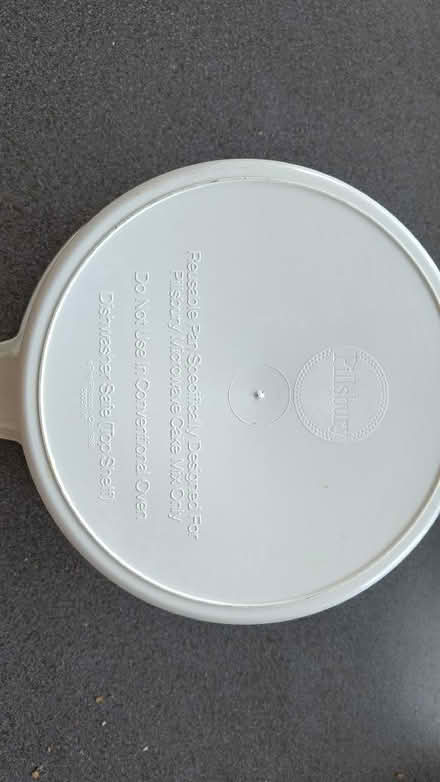 Photo of free Microwave cake pan (Slinfold RH13) #3