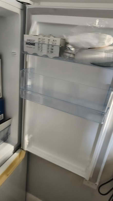 Photo of free Fridge (Ub1 3fg) #4