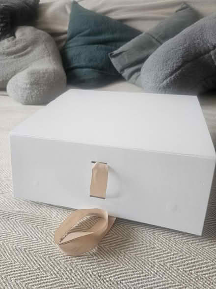 Photo of free Keepsake / Gift box (Clapham Common) #2