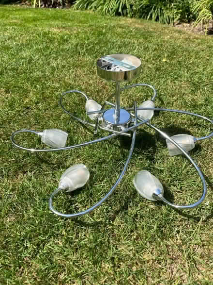 Photo of free ceiling light including bulbs (TN13 Sevenoaks) #1