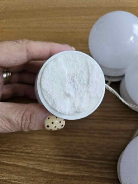 Photo of free Dimmable Dressing table lights (Wisewood S6) #2