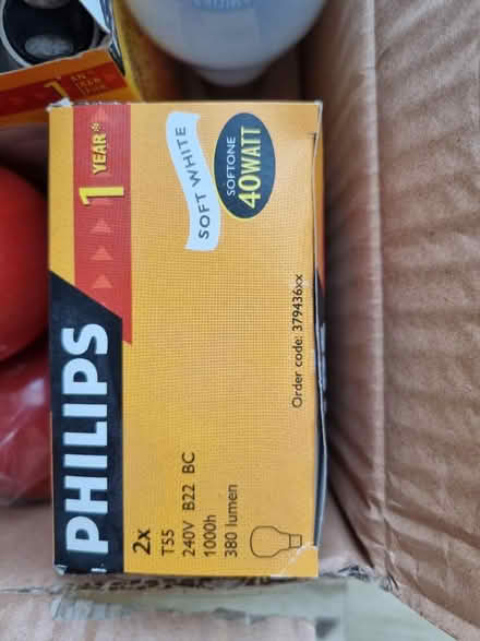 Photo of free Traditional light bulbs bayonet (Near Lowther Gardens FY8) #2