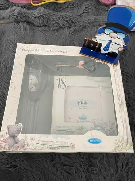 Photo of free 18 yr old gift plus Father’s Day gift (Wandsworth SW18) #1