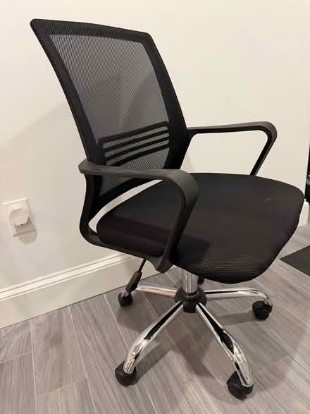 Photo of free Office chair (Coolidge Corner, Brookline) #2