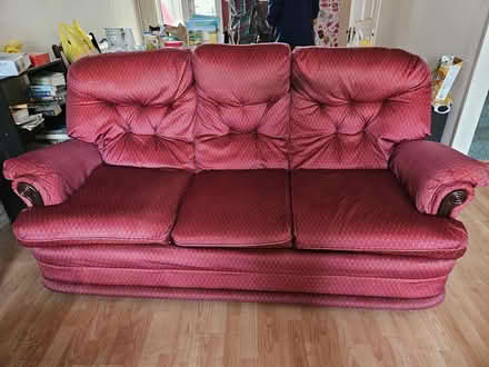 Photo of free 3-piece sofa (West Watford WD18) #1
