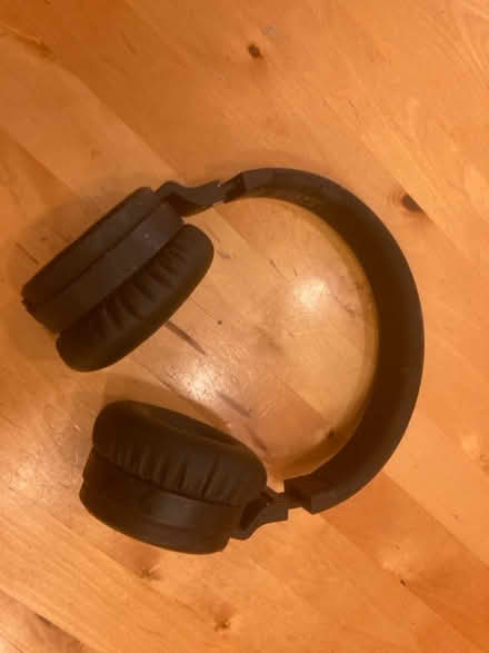 Photo of free Bluetooth Headphones (Chineham RG24) #1