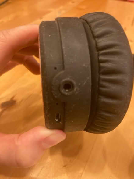 Photo of free Bluetooth Headphones (Chineham RG24) #3