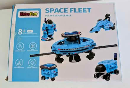 Photo of free Space fleet 6-in-1 solar STEM kit (Hatfield AL9) #1