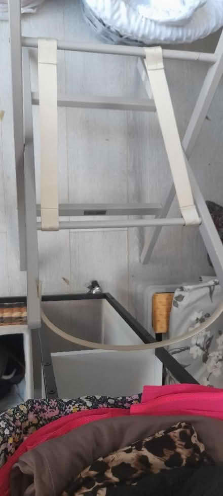 Photo of free Baby moses basket (Welling DA16) #4