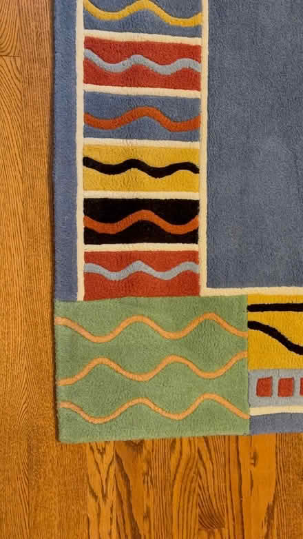 Photo of free 5x8 wool rug (West Glenview) #3
