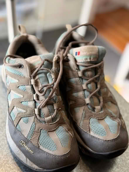 Photo of free Size 6 Womens Berghaus (Old Erleigh / Woodley RG6) #1