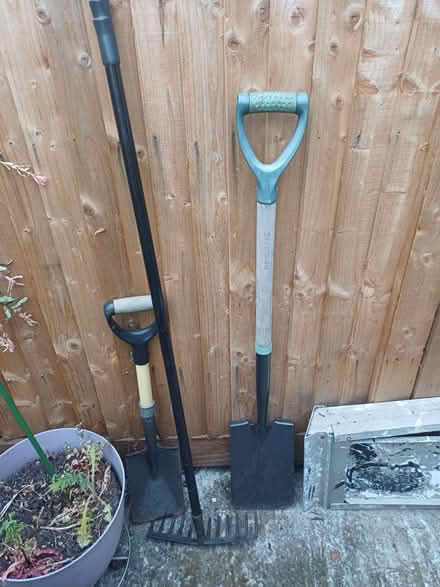 Photo of free Garden Tools (Wood Green N22) #1