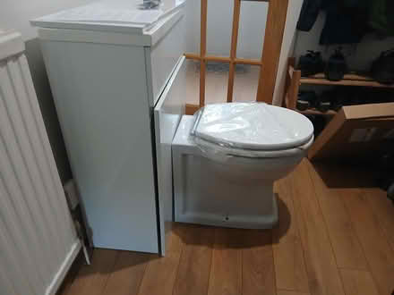 Photo of free Toilet with seat and surround (Abingdon OX14 5BP) #3