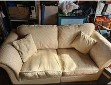 Photo of free 3 seater sofa, white damask. Good condition. (Southfields SW19) #1